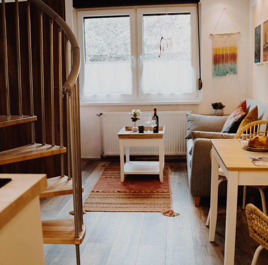 Muelheim, Schoenes Apartment, E-Werk, Palladium, Carlswerk, Messe, Lanxess-Arena 쾰른 외부 사진
